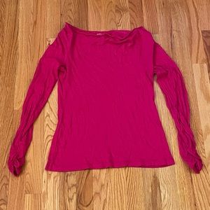 Old Navy Long Sleeved T Shirt